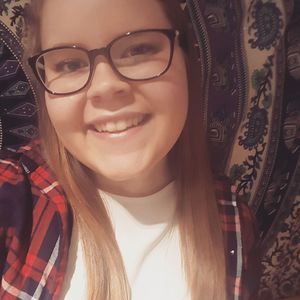 Meet your Posher, Alison